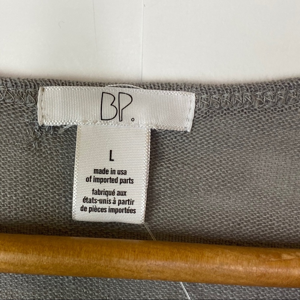NWT BP Grey V Neck Swing Split Hem Tank - Picture 10 of 11